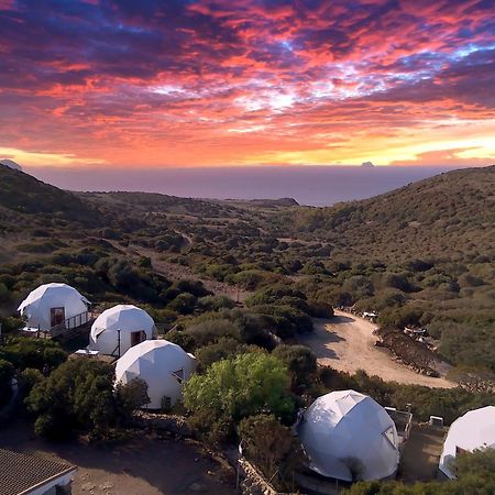 B&B Glamping Semaforo Capo Sperone SantʼAntìoco Εξωτερικό φωτογραφία