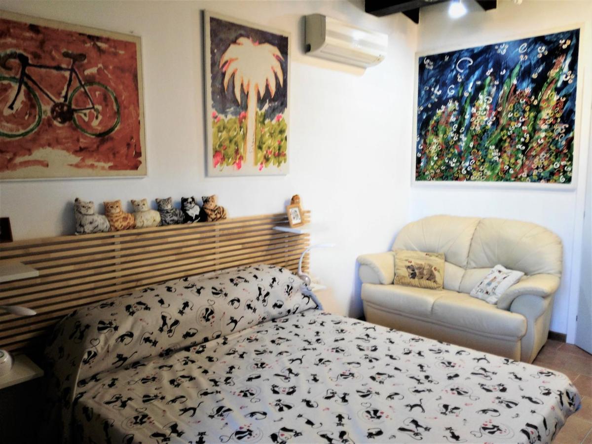B&B Glamping Semaforo Capo Sperone SantʼAntìoco Εξωτερικό φωτογραφία
